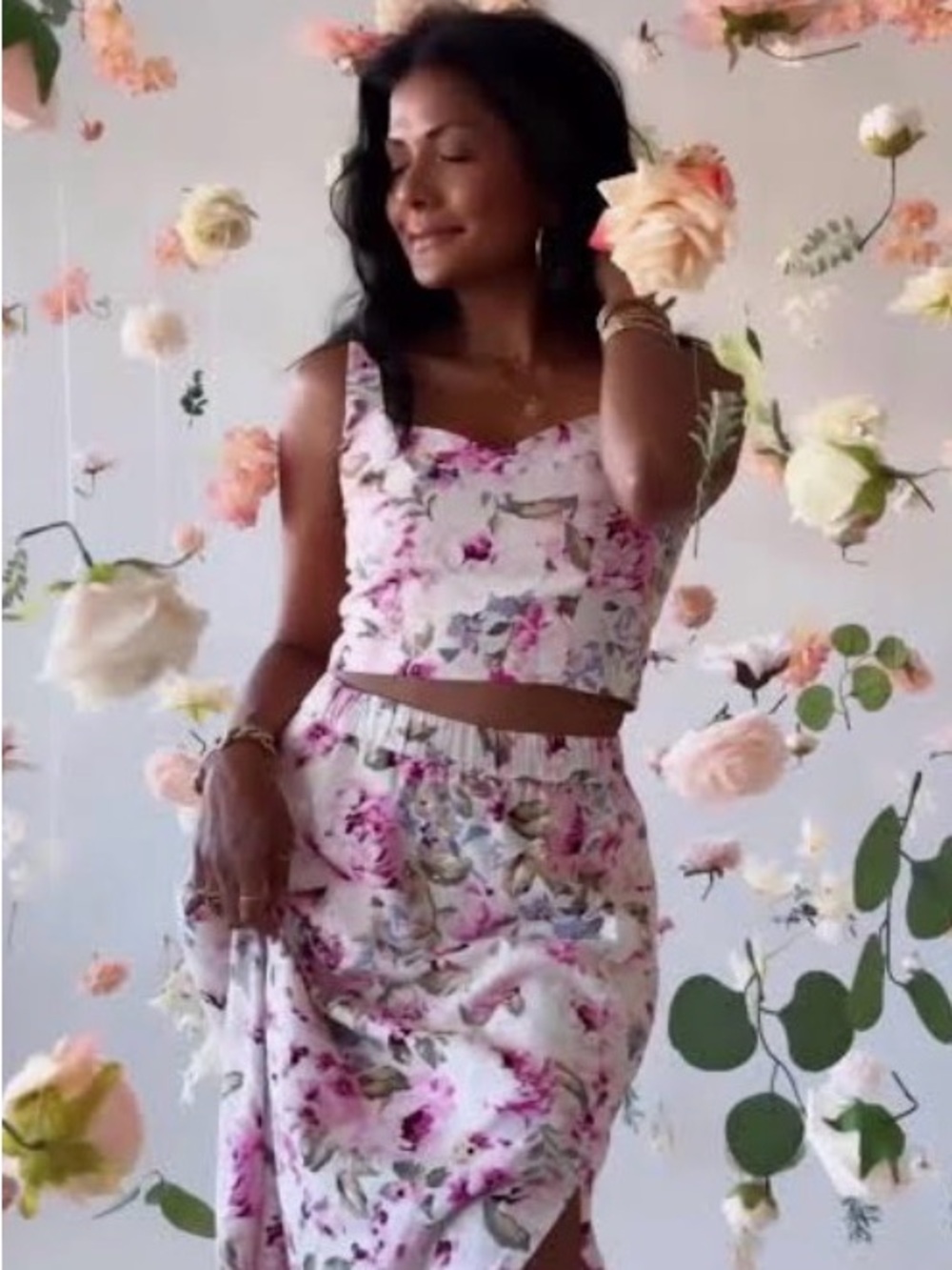Reitmans x Birds Papaya Pink Floral Crop Top